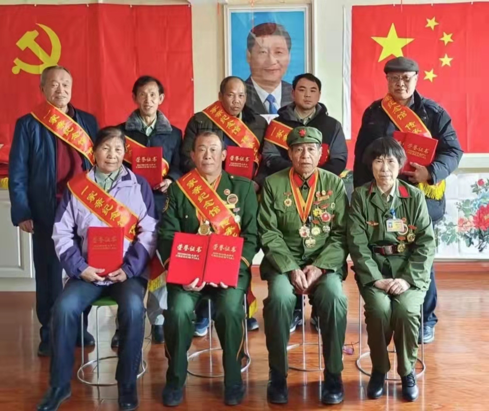 事业辉煌 前程光明1