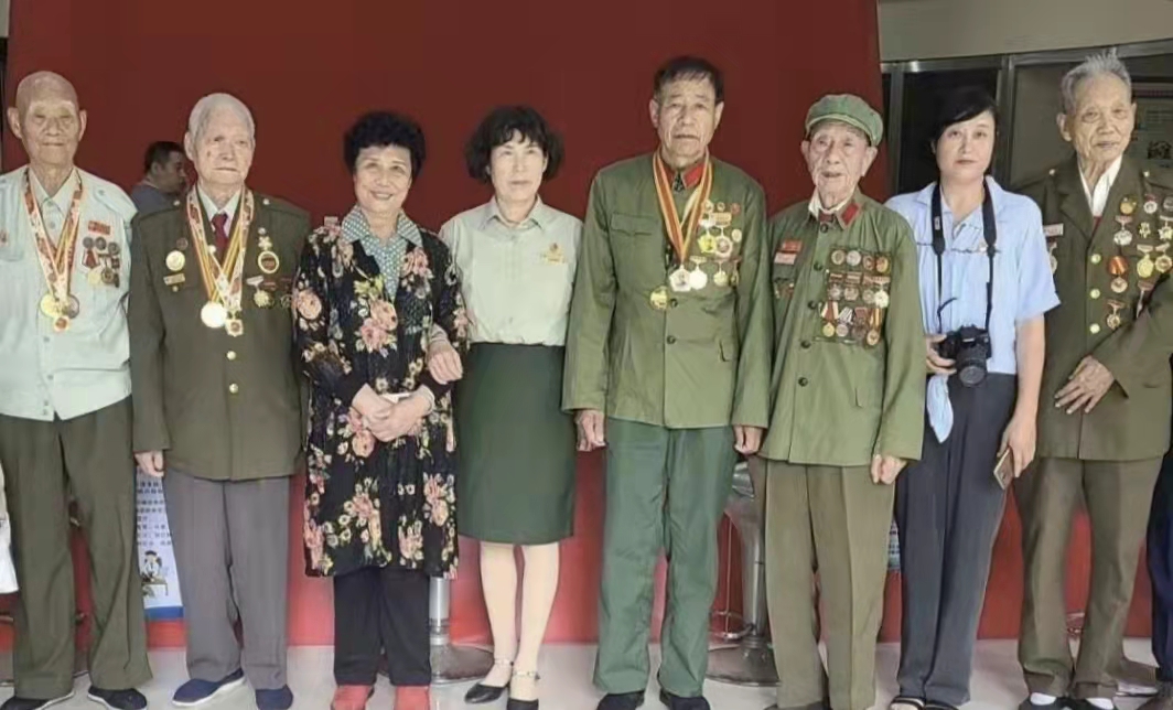 馆长事迹